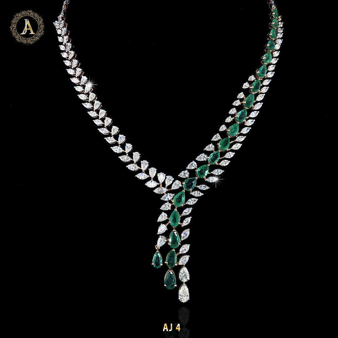 Diamond Haar in 14KT Gold with Green Stones