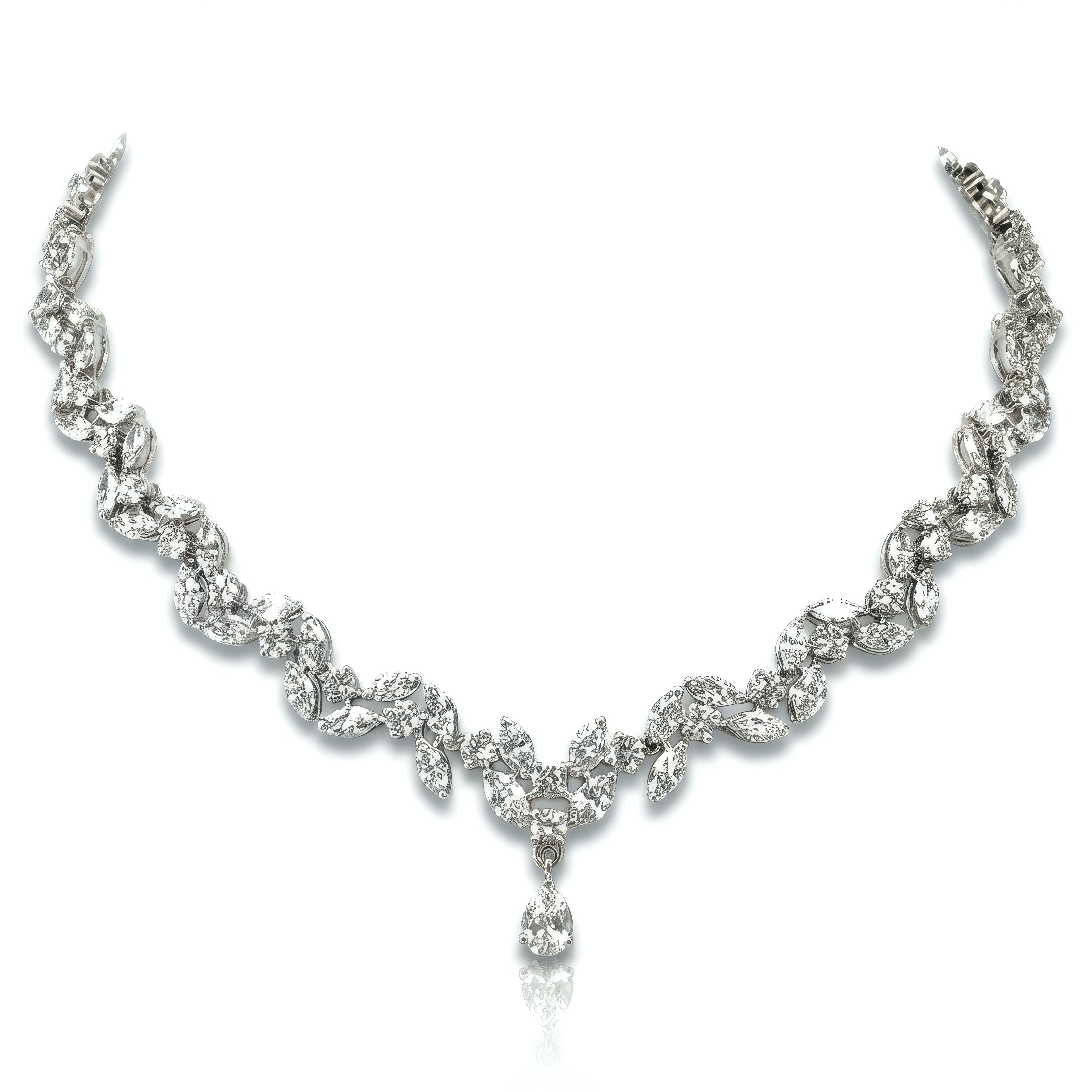 Diamond Jewellery Necklace in White Gold